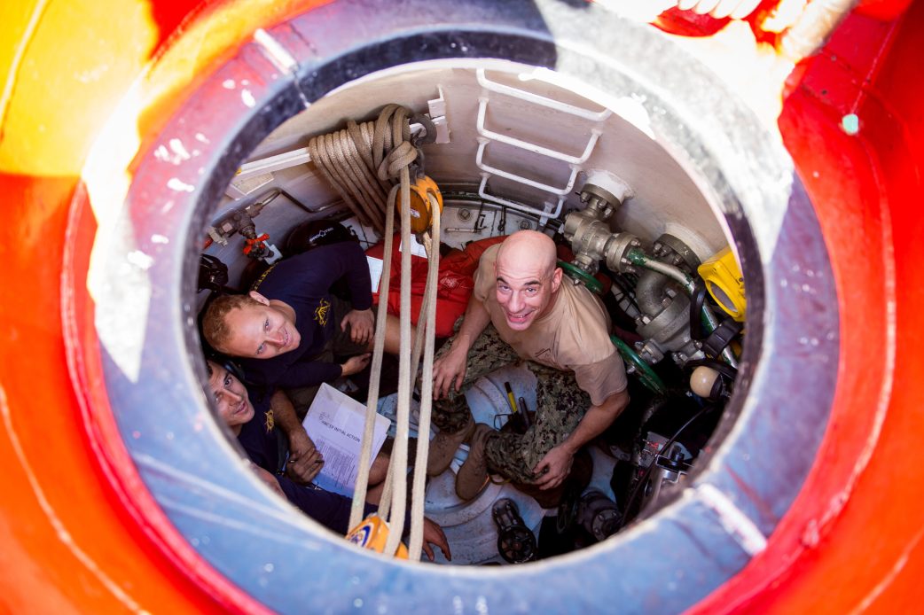 Submarine O2 Generator How Do Submarines Make Oxygen , How does a submarine get oxygen? – ALHFO