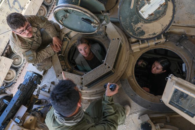 101st Airborne Division teams up with social media influencers to reach soldiers