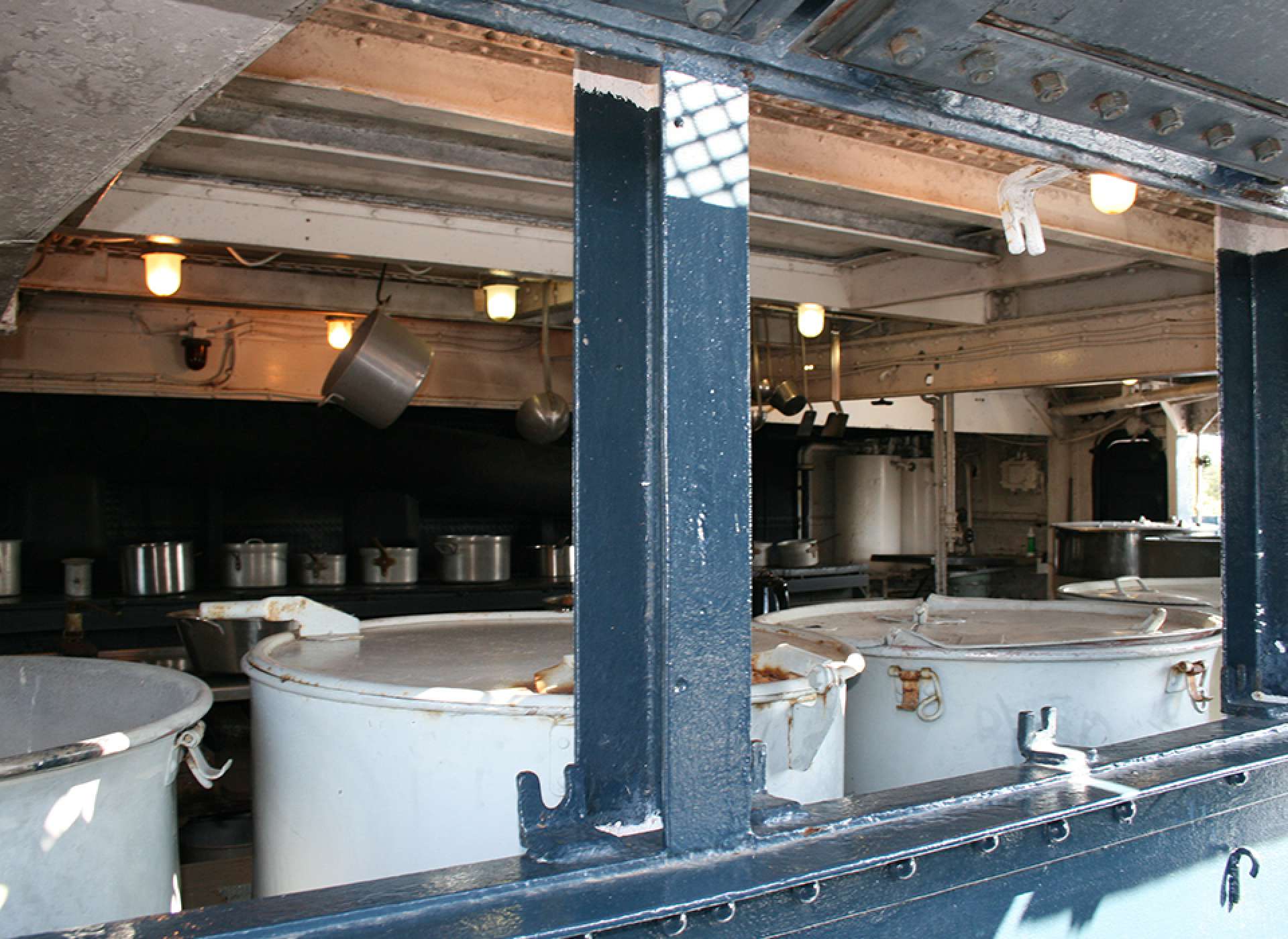 where a sailor ate on a WWII era ship