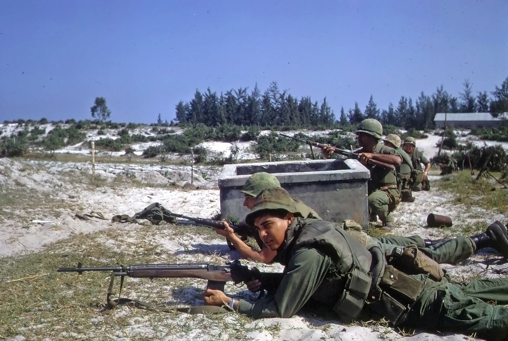 The US screwed NATO over with the M14 rifle and 7.62 cartridge