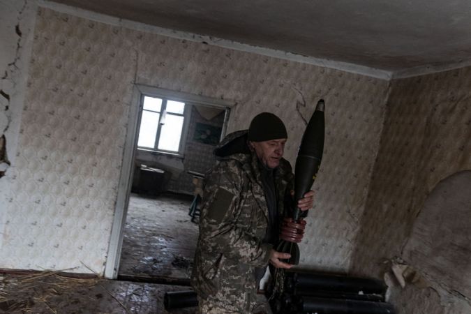 Ukraine slowly tipping artillery battle