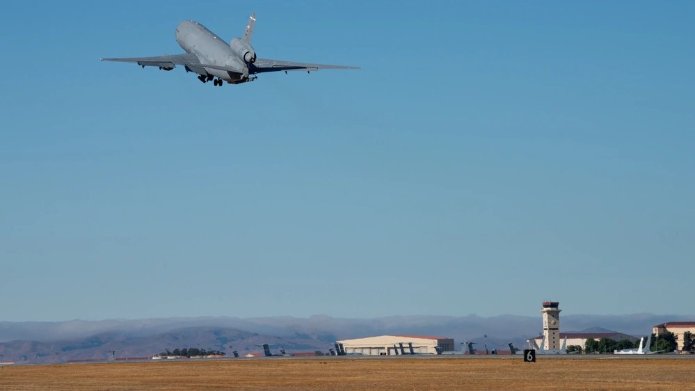 KC-10-Farewell.webp?quality=85