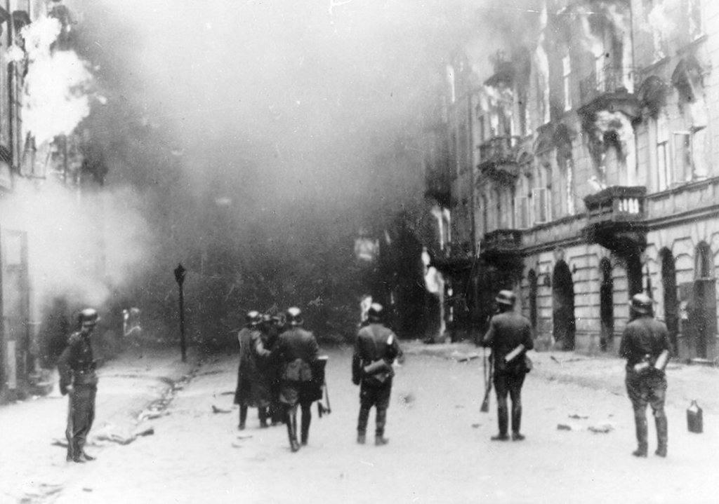 German troops sweeping through the Warsaw ghetto in May 1943