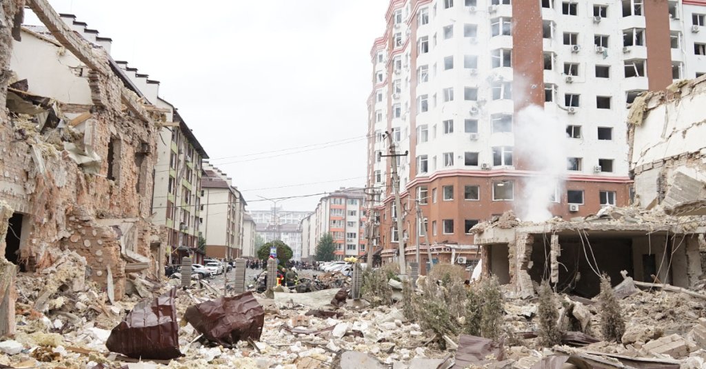 Residential buildings stand destroyed by a Russian strike on September 28, 2025 in Kyiv, Ukraine. On the night of September 28, Russia launched a massive strike on Kyiv. The attack resulted in at least four deaths, at least fourteen injured and hospitalized. Residential and non-residential buildings were damaged in various districts of the capital. (Photo by Ihor Kuznietsov/Global Images Ukraine via Getty Images)