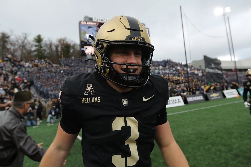 academy football touchdown hellums army x