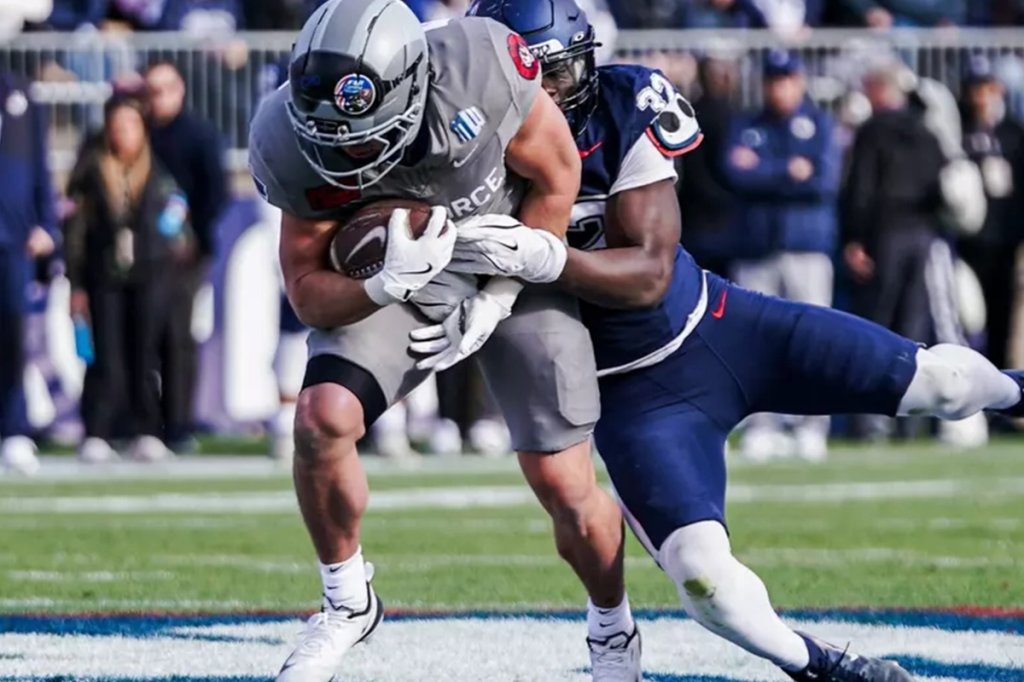 falcons fall to uconn air force academy