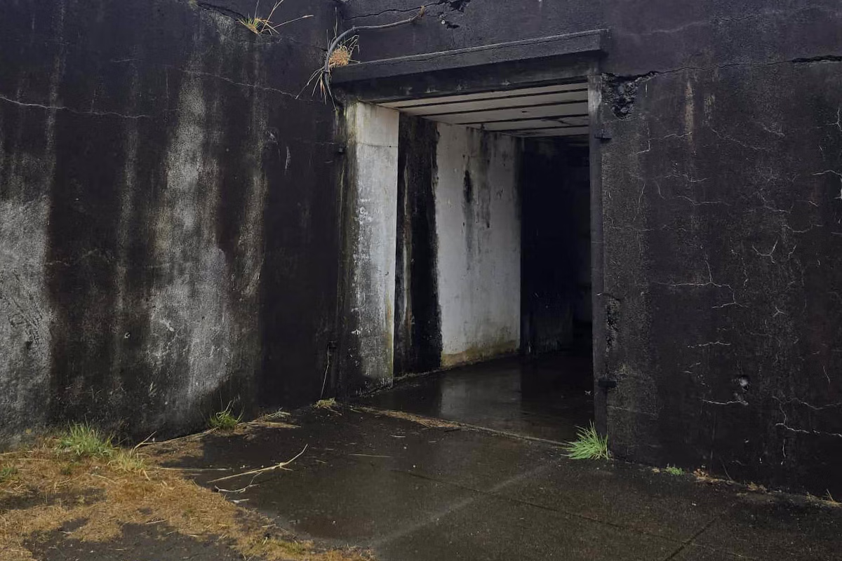 fort stevens entrance author