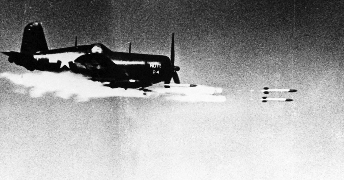 This Intrepid pilot went from zero to ace in 13 minutes