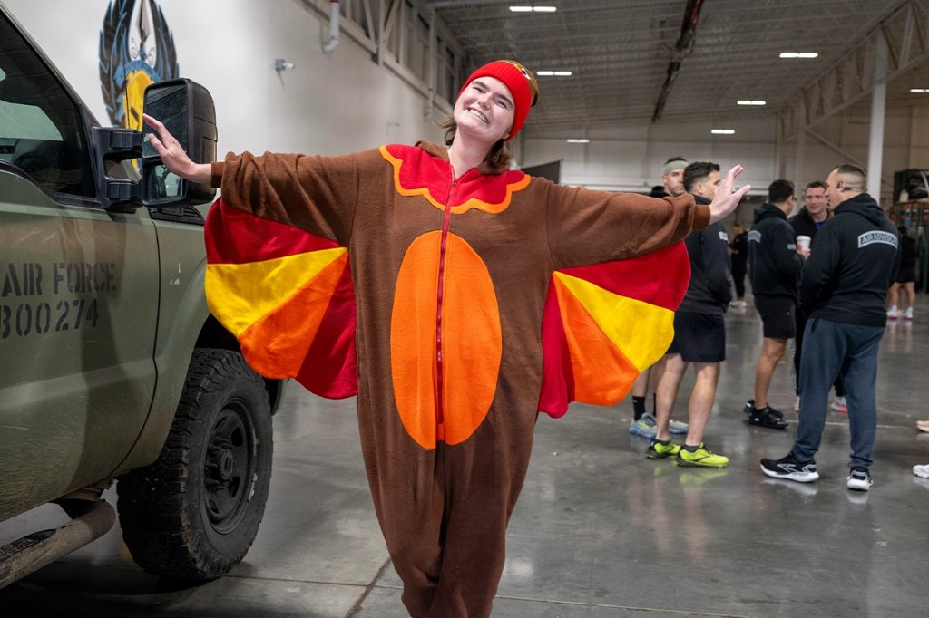 military spouse alone thanksgiving turkey trot air force