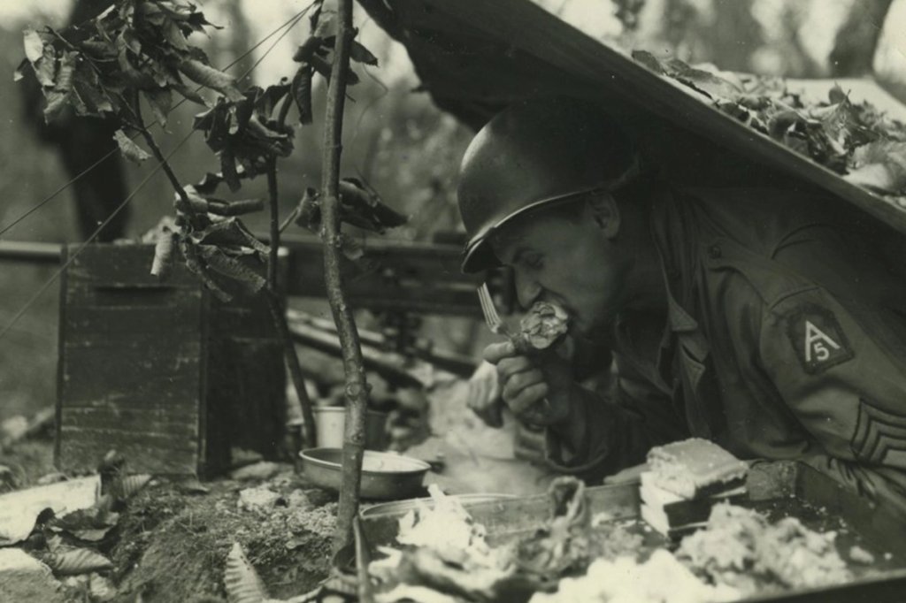 thanksgiving in wartime field turkey army