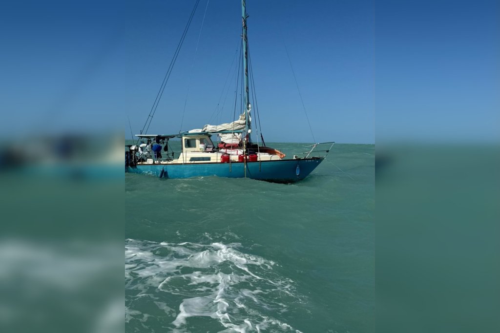 good news stories 2025 coast guard rescue