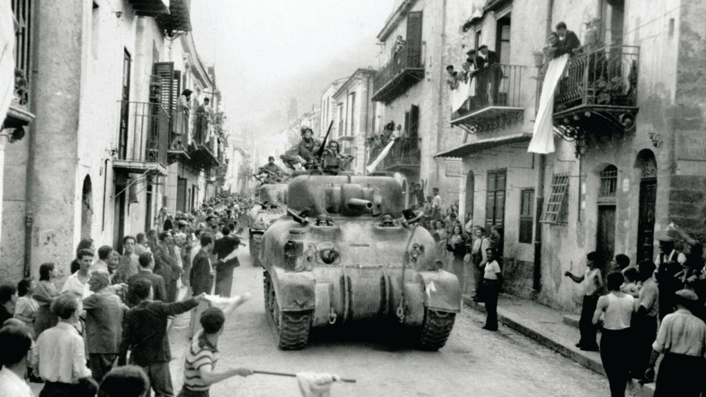 22 July 1943 U.S. 2nd Armored Division enters Palermo, Sicily.