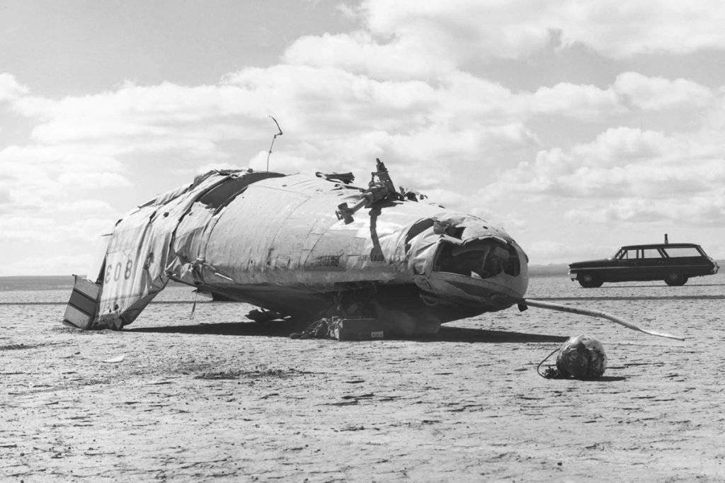 nasa space shuttle m2 f2 crash nasa