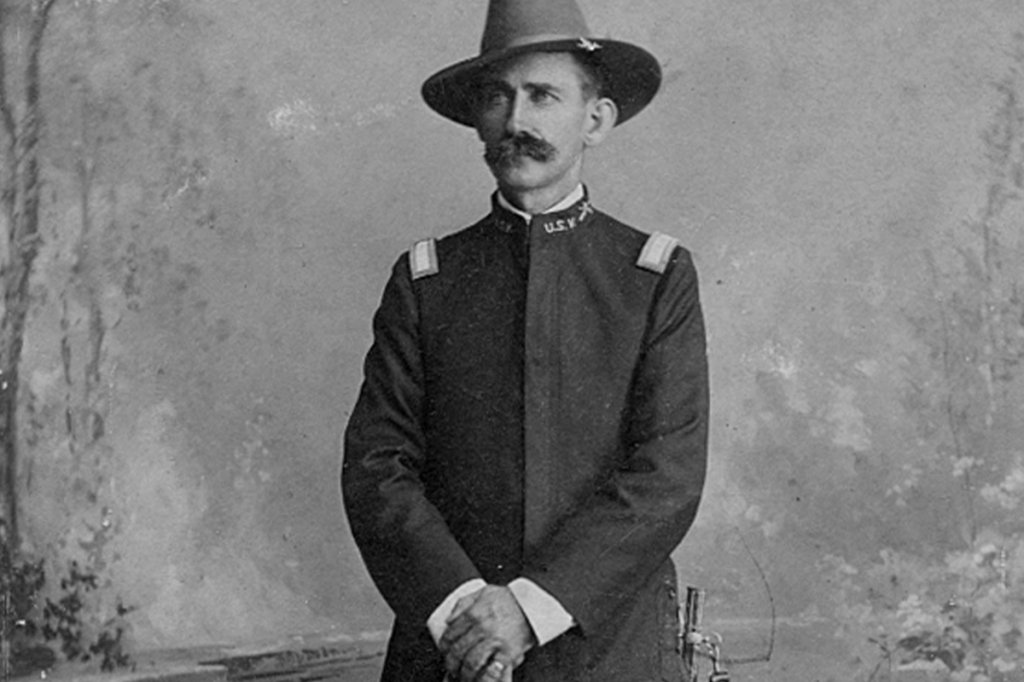 medal of honor recipient killed calron augustus windon army