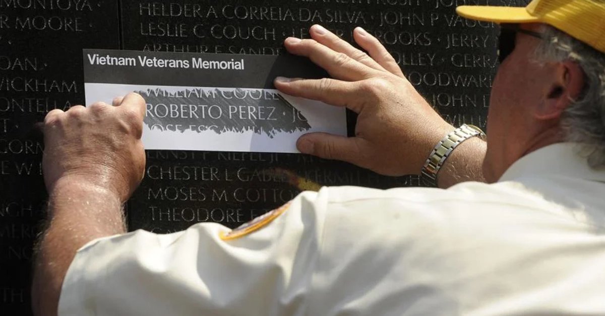How to get a name rubbing from the Vietnam Veterans Memorial Wall