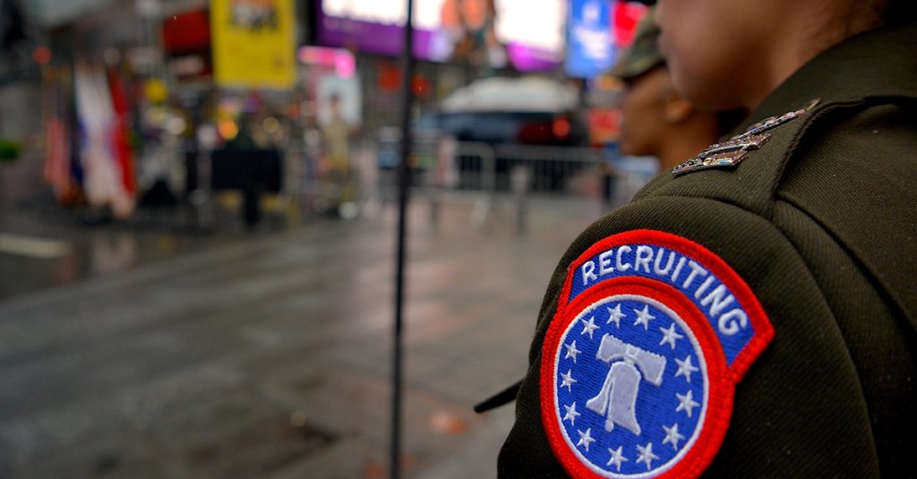 military child enlists recruiter army