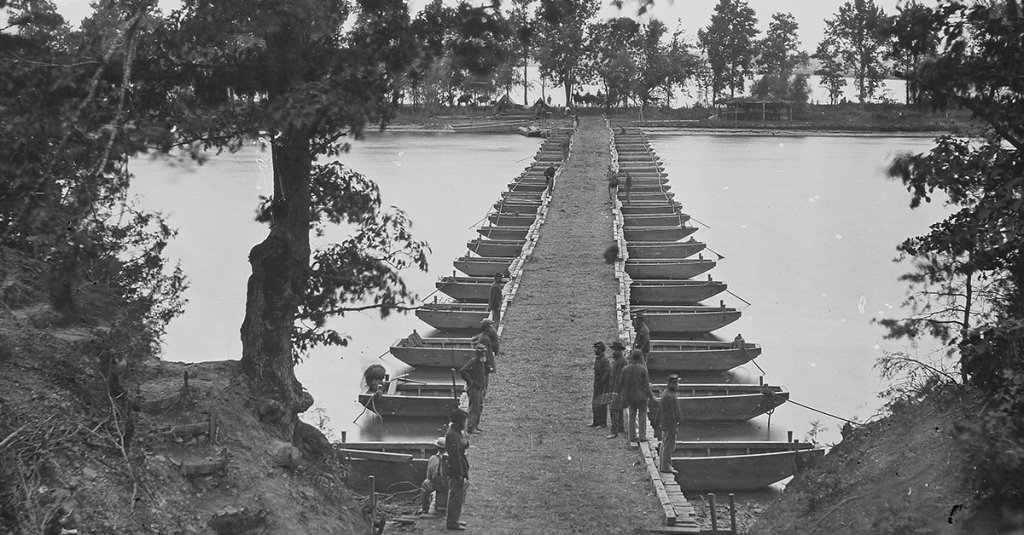 James River pontoon bridge