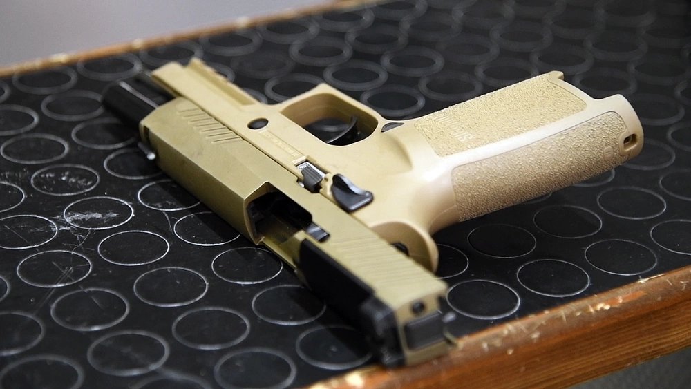 letterkenny sig sauer M17