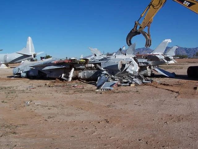 shredded f-14 tomcat