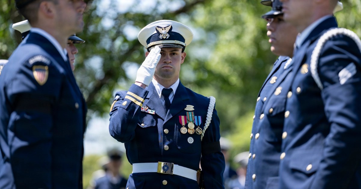Expert attorneys created a free estate planning guide for active duty and veterans