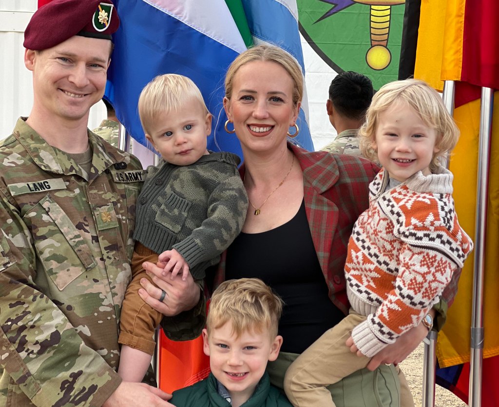 Michelle lang family