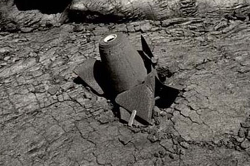 Mauna Loa volcano bomb