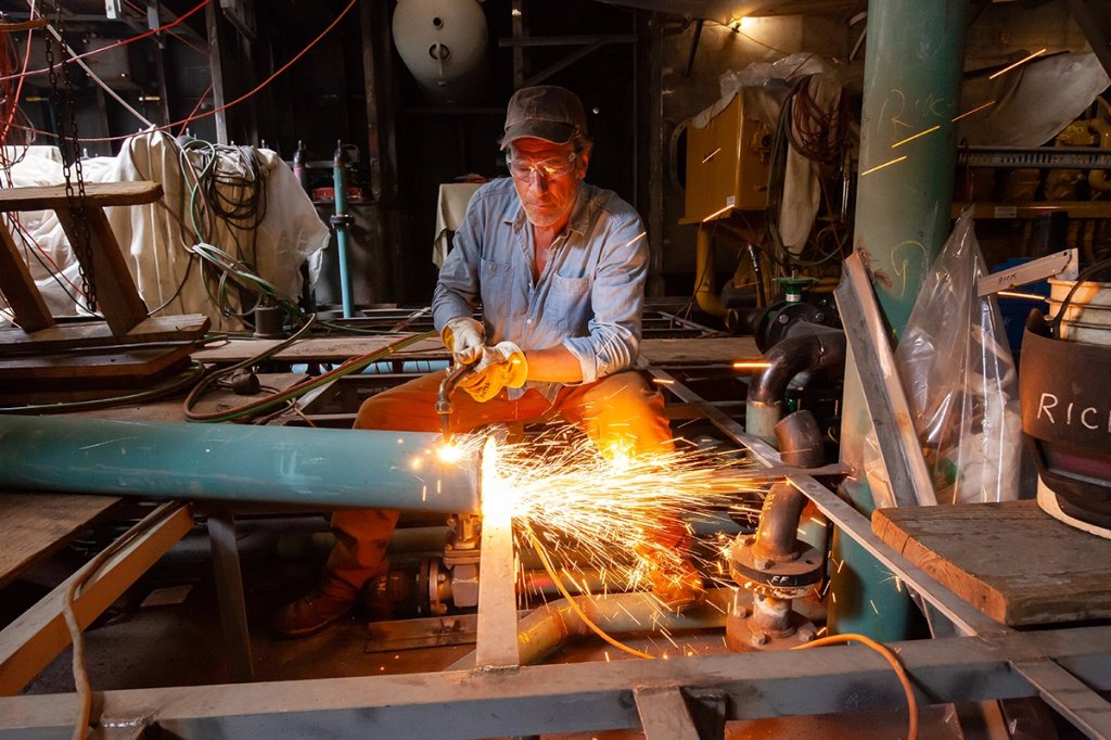 mike rowe welding