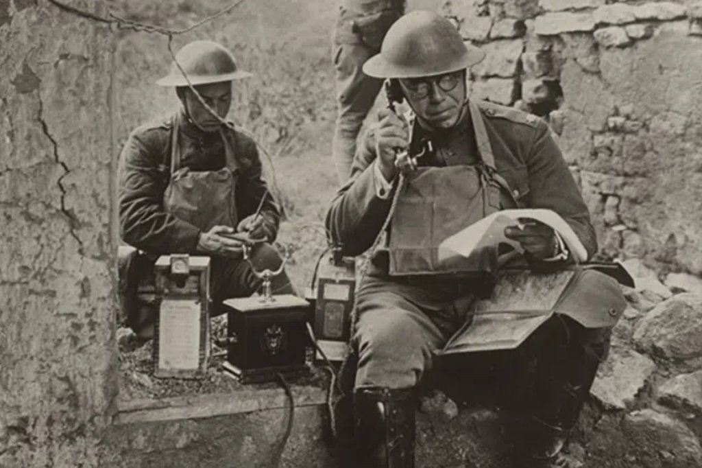 hello girls world war I soldier telephone