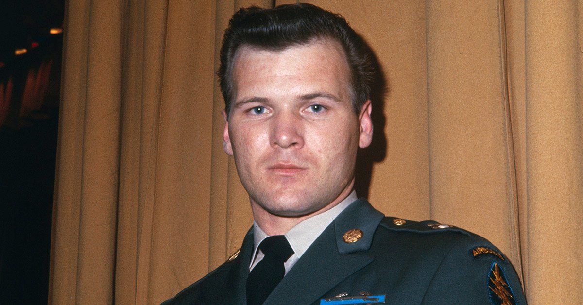 ‘The Ballad of the Green Berets’ singer’s controversial life and death
