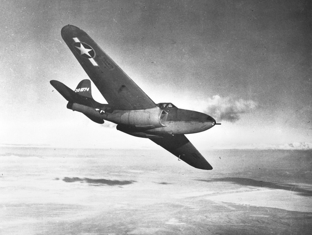 bell-p-59-airacomet-in-flight