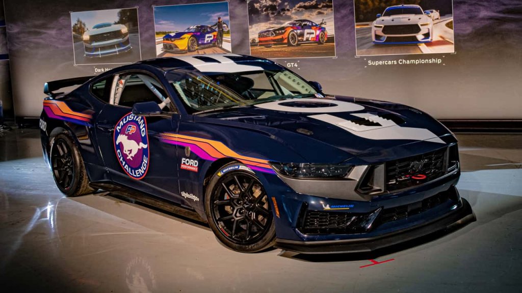veterans day classic dark horse r