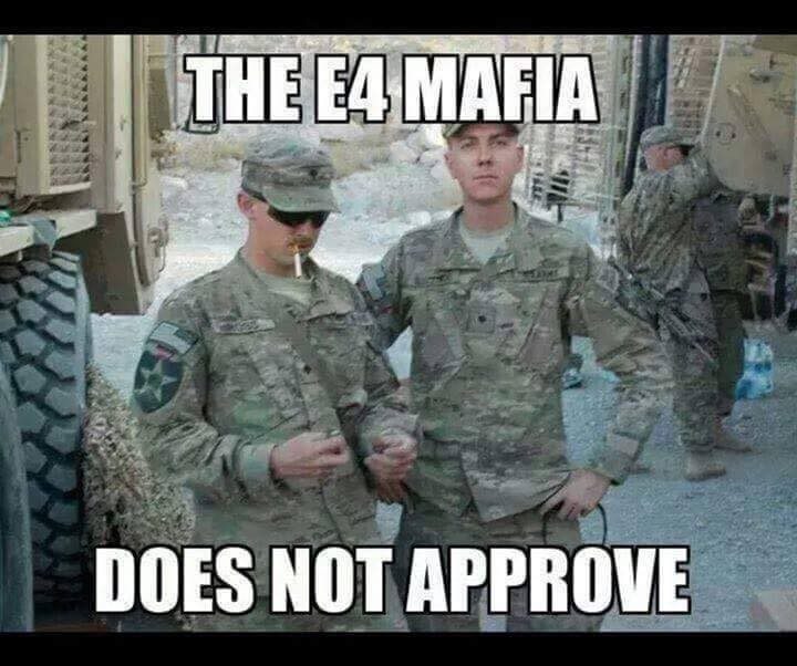 The 13 funniest military memes of the week