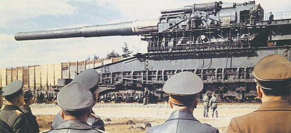 This is the other awesome weapon named ‘Carl Gustav’