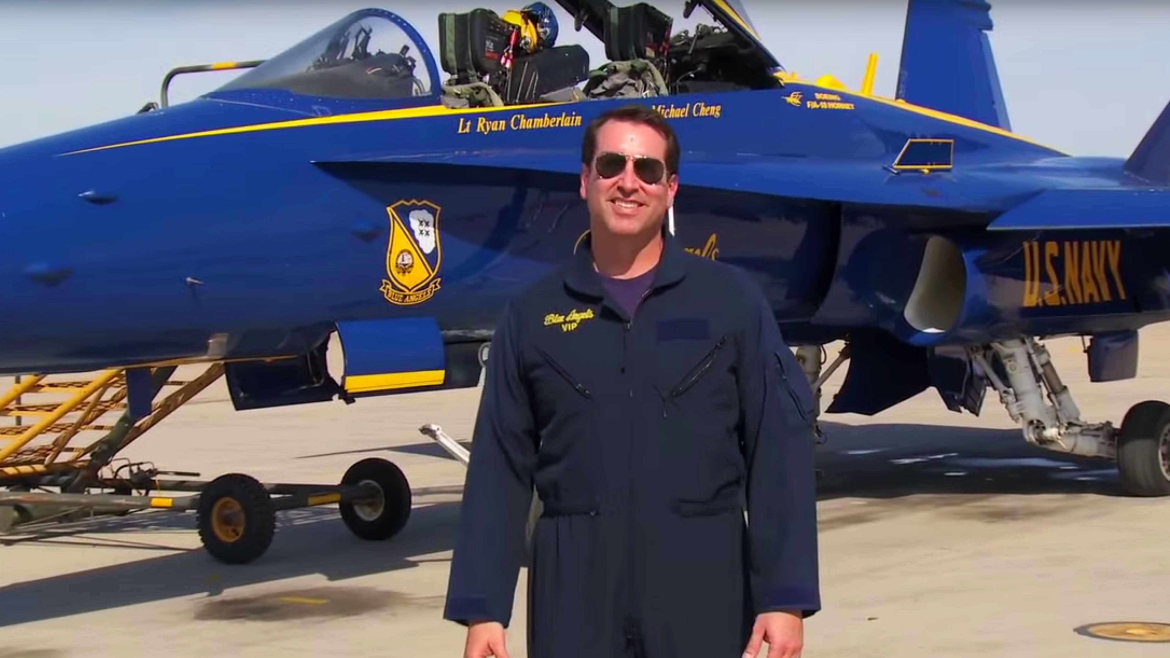 Watch Rob Riggle hilariously ‘audition’ for a part in ‘Top Gun 2’