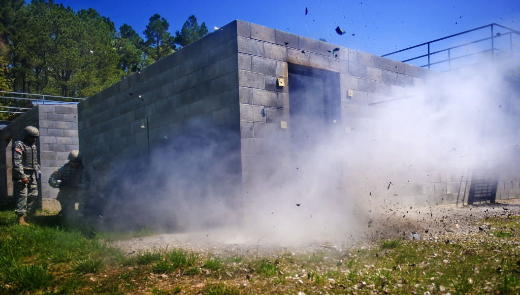 19 photos that show what Army sappers do