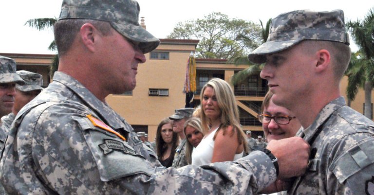 This amazing Army medic saved 9 men during an 8-day battle