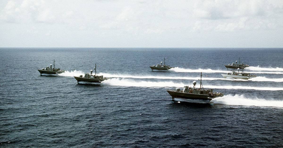What happens if a PT boat took on a Littoral Combat Ship