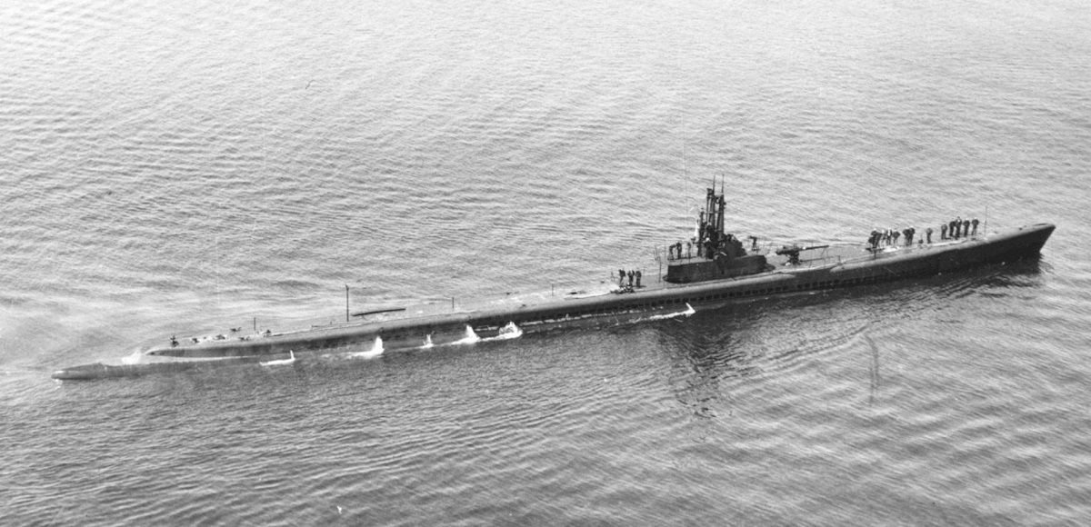 This sunken WWII ammo ship still threatens London