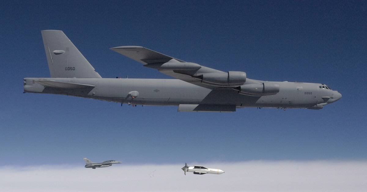 How the 65-year old B-52 Stratofortress just keeps getting better with age