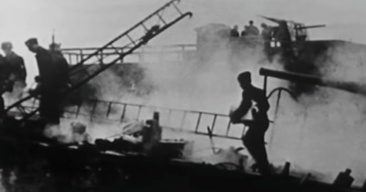 That time 621 Brits rammed a suicide ship into a Nazi fortress