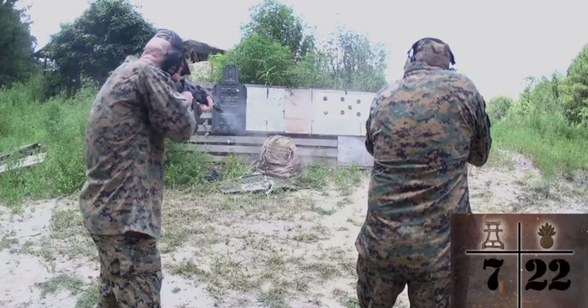 Watch this rifleman take on a machine gunner in a speed reload faceoff