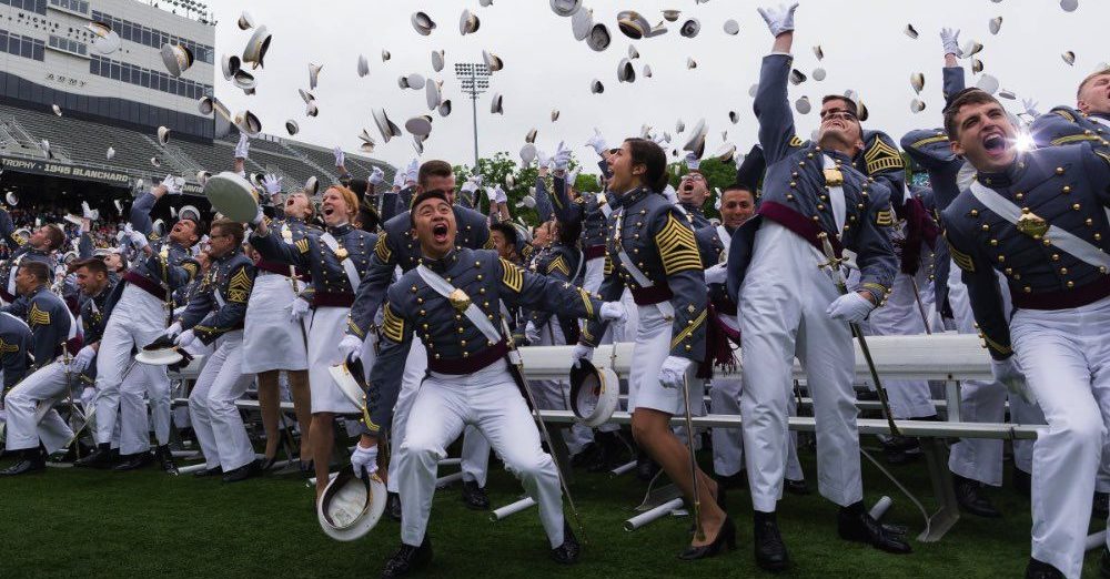 6 disappointing things new recruits discover after basic training