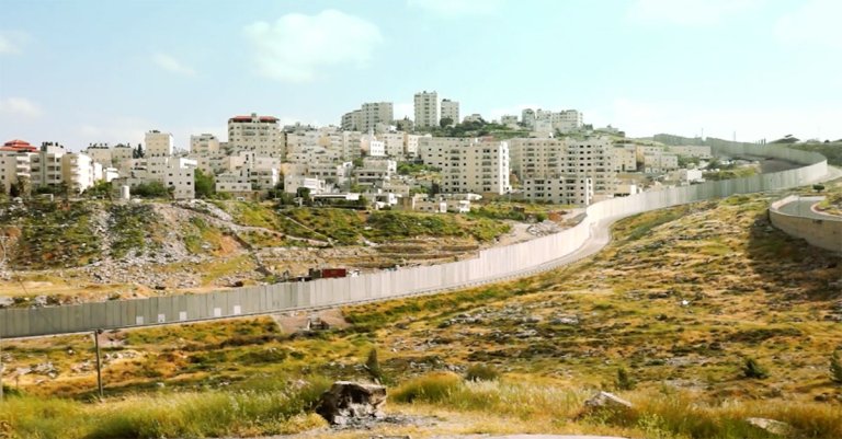 Here’s the billion dollar barrier that separates Israelis from the Palestinians