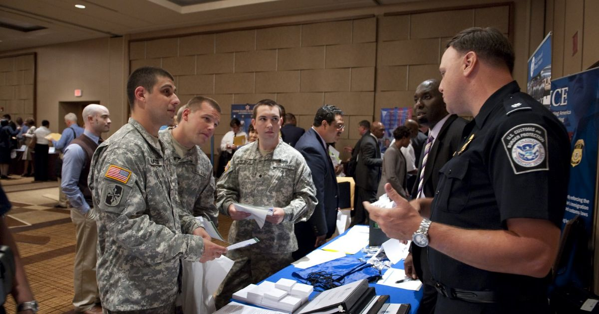 The simplest financial strategy for military members
