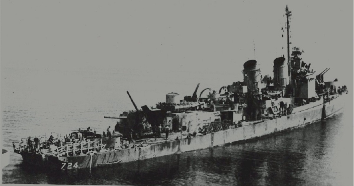 Historic WWII destroyer and museum ship USS The Sullivans in danger of sinking