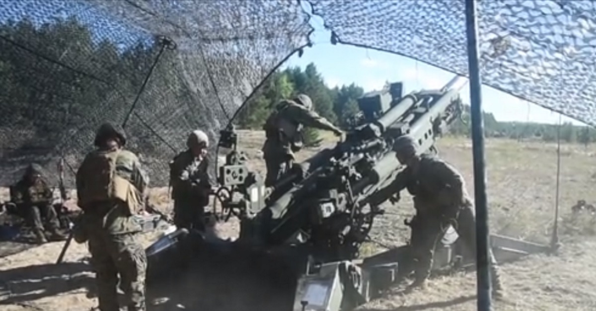 What it looks like when Marines fire their biggest guns