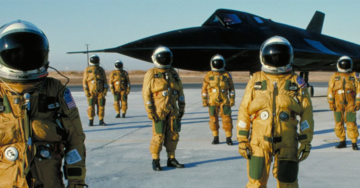 The Air Force unveiled its secretive new stealth bomber: the B-21 Raider