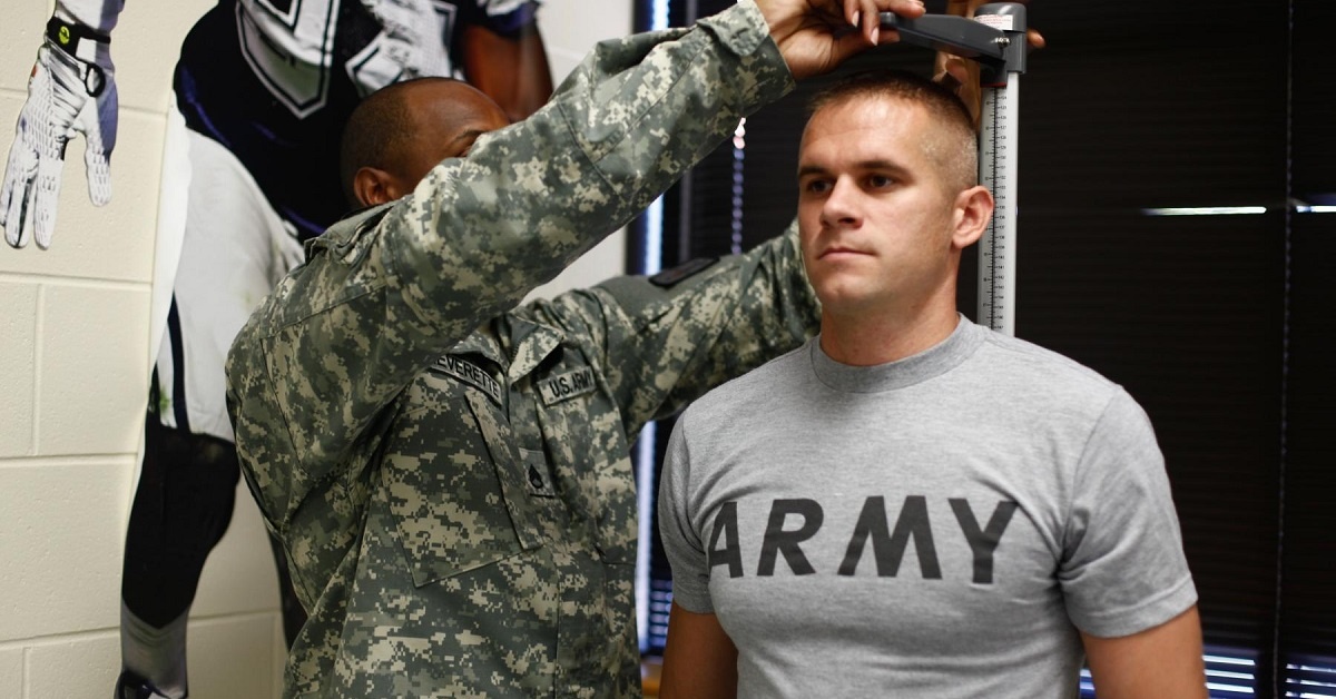 How a lack of sleep could be affecting the weight problem in the military