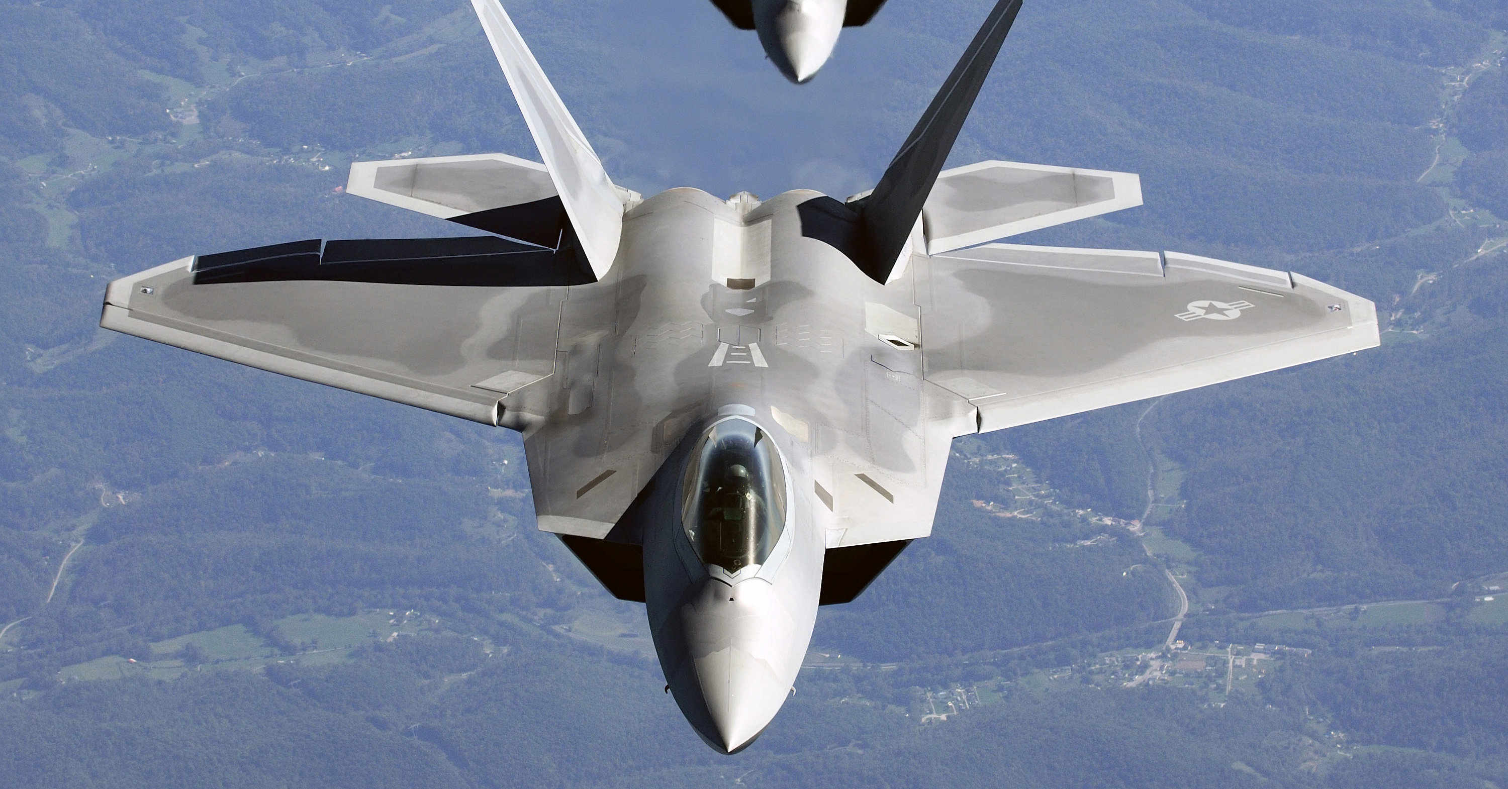 How a civilian aircraft in distress set a world glider record