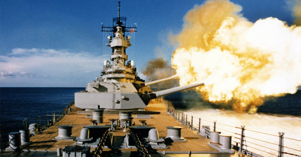 How battleship salvos worked in sea combat